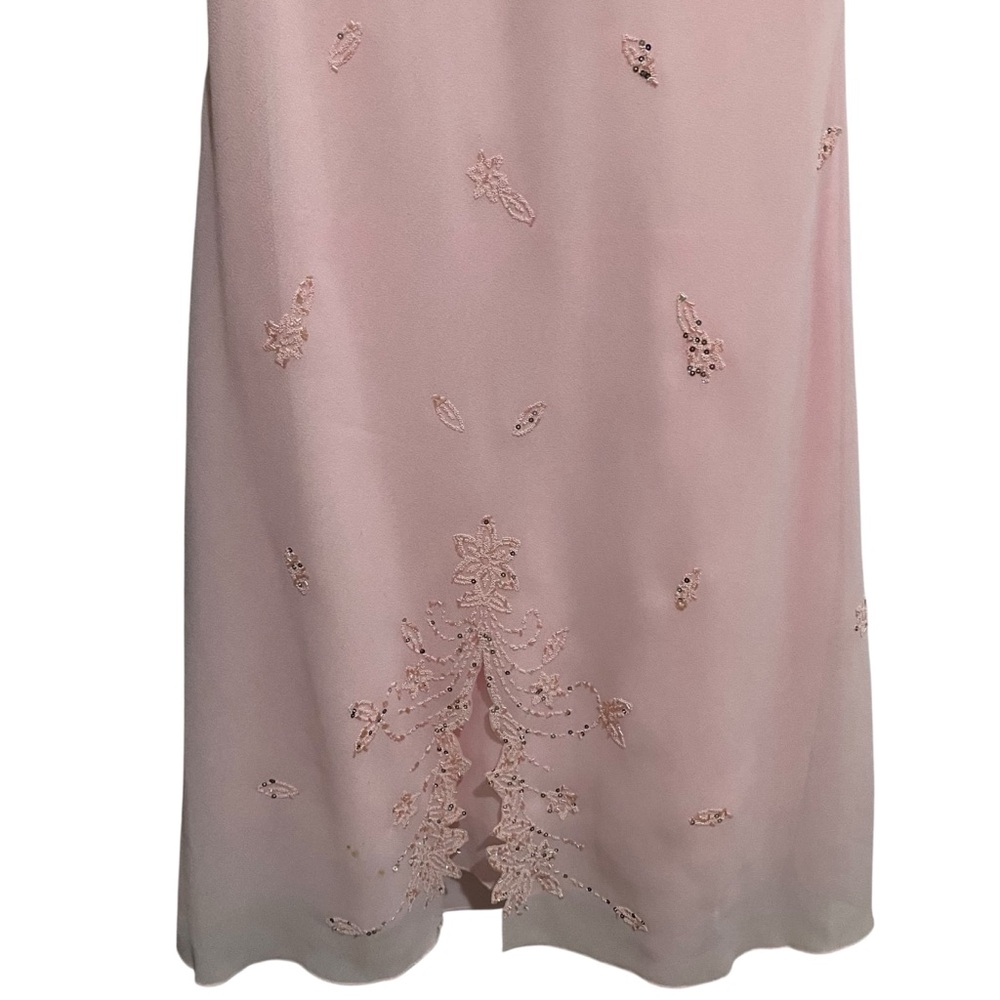 Elegant Pink Midi Dress - Picture 2 of 4